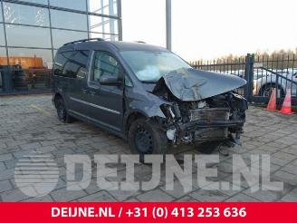 Vrakbiler auto Volkswagen Caddy Caddy IV, Van, 2015 2.0 TDI 102 2017/3