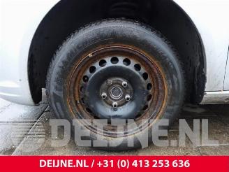 Volkswagen Caddy Caddy III (2KA,2KH,2CA,2CH), Van, 2004 / 2015 1.6 TDI 16V picture 10