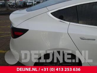 Tesla Model 3 Model 3, Sedan, 2017 Long Range AWD 75 kWh picture 32