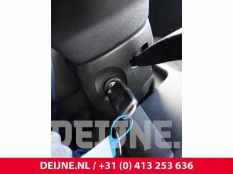 Volkswagen Transporter Transporter T5, Van, 2003 / 2015 2.5 TDi picture 31