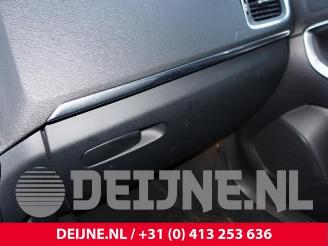 Volvo V-40 V40 (MV), Hatchback 5-drs, 2012 / 2019 1.6 D2 picture 31