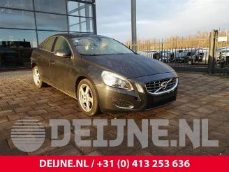 Sloopauto Volvo S-60 S60 II (FS), Sedan, 2010 / 2018 2.0 D3 20V 2011/5