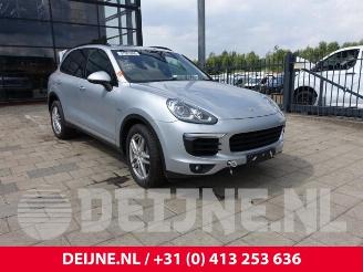 Salvage car Porsche Cayenne Cayenne II (92A), SUV, 2010 / 2018 3.0 D V6 24V 2015/4
