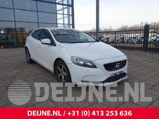 Uttjänta bilar auto Volvo V-40 V40 (MV), Hatchback 5-drs, 2012 / 2019 1.6 D 16V 2013/9