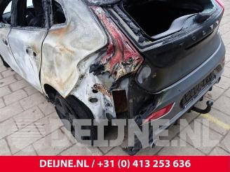 Volvo V-40 V40 (MV), Hatchback 5-drs, 2012 / 2019 1.5 T2 16V Geartronic picture 15