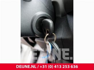 Renault Trafic Trafic (1FL/2FL/3FL/4FL), Van, 2014 1.6 dCi 95 picture 32