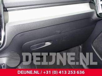 Volvo XC40 XC40 (XZ), SUV, 2017 2.0 T4 Geartronic 16V picture 27