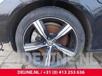 Volvo S-90 S90 II, Sedan, 2016 2.0 T8 Twin Engine 16V AWD picture 11