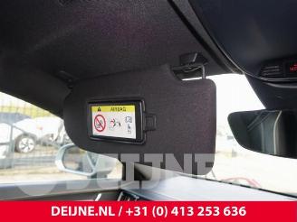 Volvo S-90 S90 II, Sedan, 2016 2.0 T8 Twin Engine 16V AWD picture 31