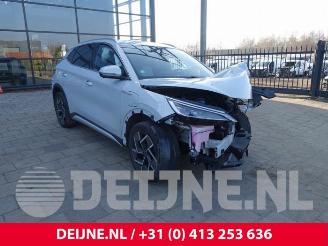 Coche siniestrado BYD Atto 3 Atto 3/Atto 3 Evo, SUV, 2022 FWD 60 kWh 2024/6