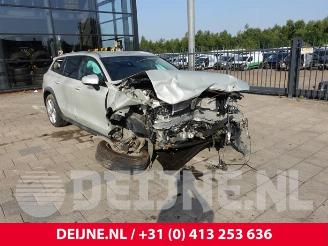 Salvage car Volvo V-60 V60 Cross Country I (FZ), Combi, 2010 / 2018 2.0 D3 16V 2020/8