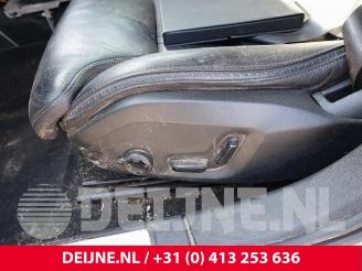 Volvo V-60 V60 Cross Country I (FZ), Combi, 2010 / 2018 2.0 D3 16V picture 21