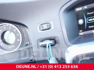 Volvo V-60 V60 I (FW/GW), Combi, 2010 / 2018 1.6 T4 16V Flexifuel picture 33