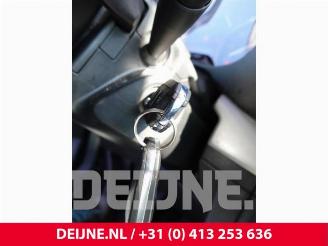 Peugeot Expert Expert (V1/VA/VB/VE/VF/VT/VY), Van, 2016 2.0 Blue HDi 180 16V picture 29