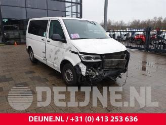 Salvage car Volkswagen Transporter Transporter T6, Van, 2015 / 2024 2.0 TDI 150 2021/11