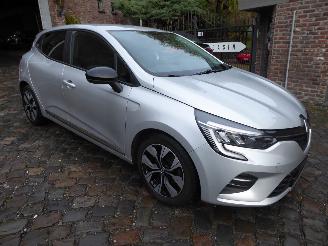 Renault Clio Evolution picture 3