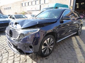 Voiture accidenté Mercedes EQC 400 4Matic 2021/12
