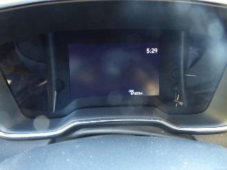 Toyota Corolla Hybrid picture 13