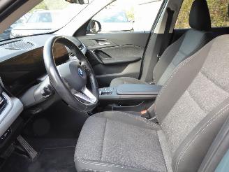 BMW iX1 30 xDrive picture 10