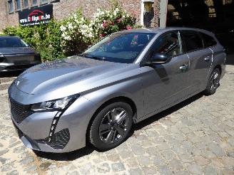 Schadeauto Peugeot 308 SW Active Pack 2024/7