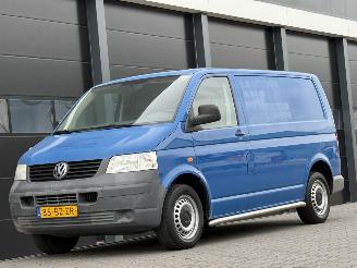 damaged commercial vehicles Volkswagen Transporter 1.9 TDI 2006/10