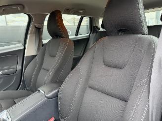 Volvo V-60 2.0 D3 Navi Clima PDC Euro-6 picture 8