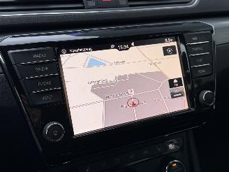 Skoda Superb 1.6 TDI Xenon CameraClima EURO-6 picture 10