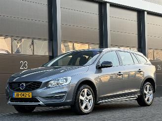 Tweedehands auto Volvo V-60 Cross Country 2.0 D4 Navi Clima EURO-6 2016/1