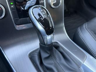 Volvo V-60 Cross Country 2.0 D4 Navi Clima EURO-6 picture 13