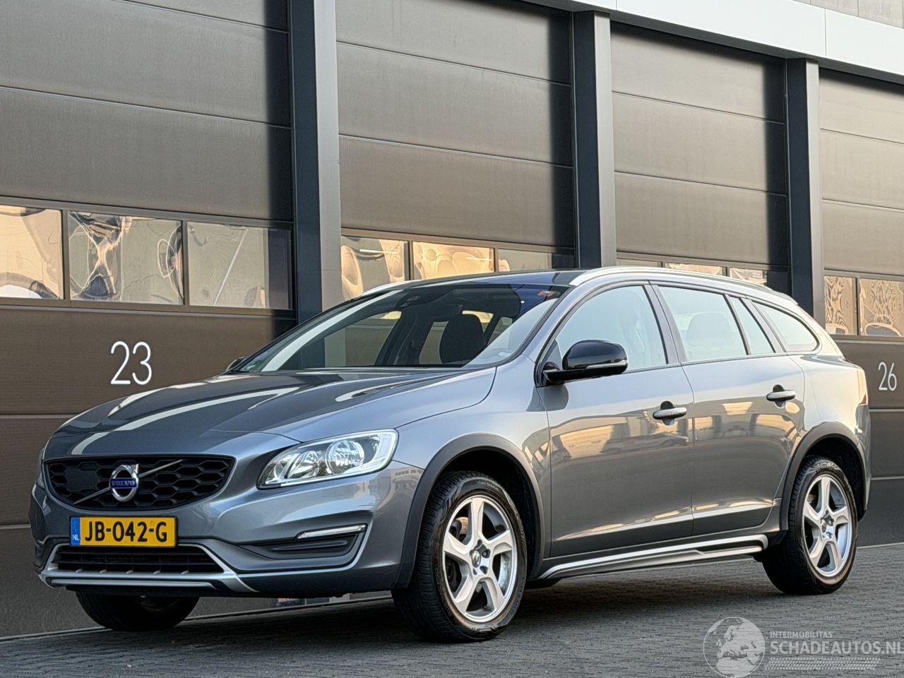 Volvo V-60 Cross Country 2.0 D4 Navi Clima EURO-6