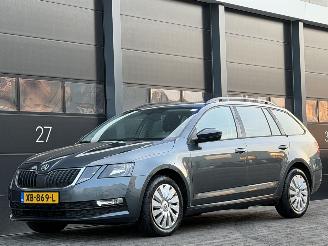 Tweedehands auto Skoda Octavia 1.6 TDI Navi Clima Automaat EURO-6 2017/8