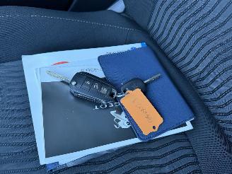 Peugeot 308 1.6 BlueHDI Blue Navi Clima PDC picture 10