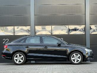 Audi A3 LIMOUSINE 1.6 TDI Navi Xenon EURO-6 picture 3