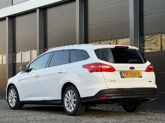 Ford Focus 1.0 Titanium Navi Clima PDC picture 5