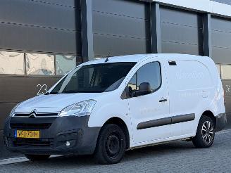 Schade bestelwagen Citroën Berlingo 1.6 BlueHDI Navi 3-PERS EURO-6 * MARGE * 2017/2