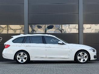 BMW 3-serie 320d Sport Edition Leer Clima PDC picture 3