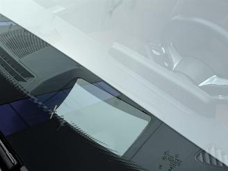 Mercedes E-klasse 300e AMG Head-Up Hyperscreen 360 camera picture 23