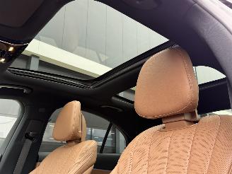 Mercedes E-klasse 300e AMG Head-Up Hyperscreen 360 camera picture 17