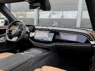 Mercedes E-klasse 300e AMG Head-Up Hyperscreen 360 camera picture 19