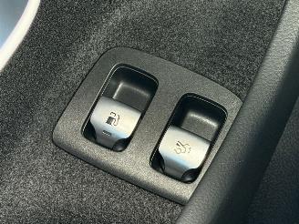 Mercedes E-klasse 300e AMG Head-Up Hyperscreen 360 camera picture 24