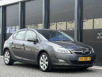 Opel Astra 1.3 CDTI Cosmo Navi PDC picture 2