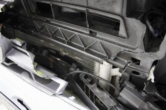 Volkswagen T-Roc  picture 7