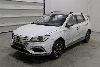 Démontage voiture MG MG5  2022/10