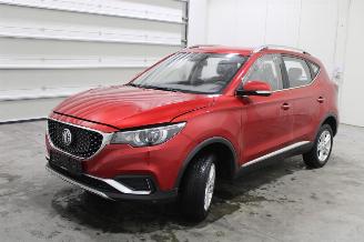 Salvage car MG ZS  2023/4