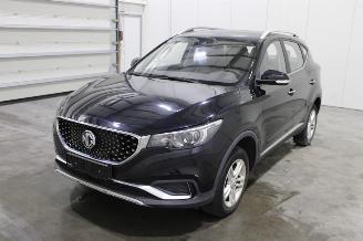 uszkodzony samochody osobowe MG ZS  2021/10