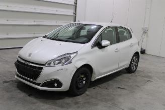 Schadeauto Peugeot 208  2019/12