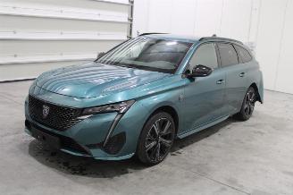 Damaged car Peugeot 308  2023/12