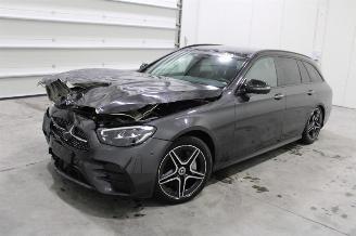Damaged car Mercedes E-klasse E 200 2024/8
