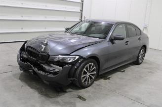 Auto incidentate BMW 3-serie 318 2020/12