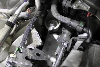 Peugeot 208  picture 21